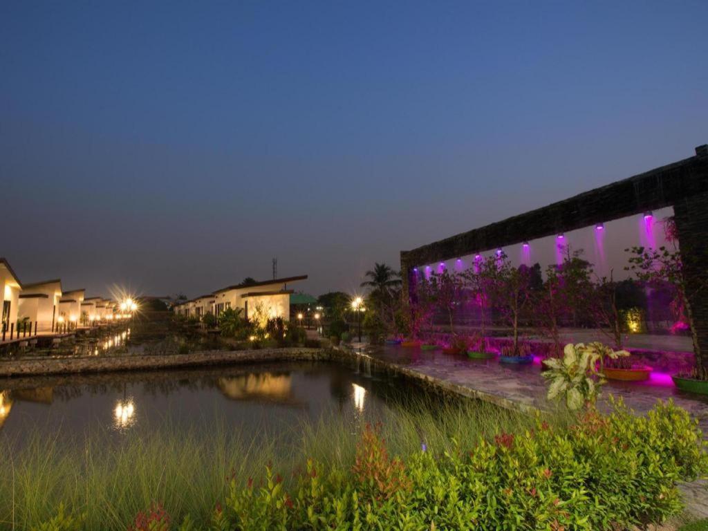 Bua Tara Resort Nong Prue Esterno foto