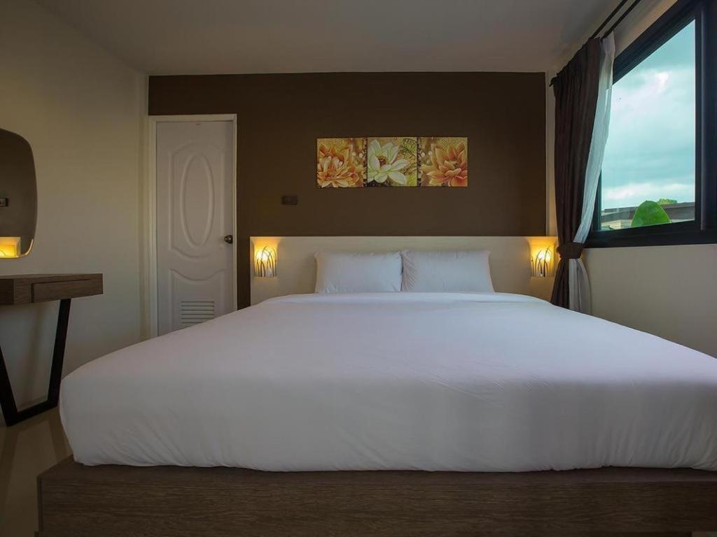 Bua Tara Resort Nong Prue Esterno foto