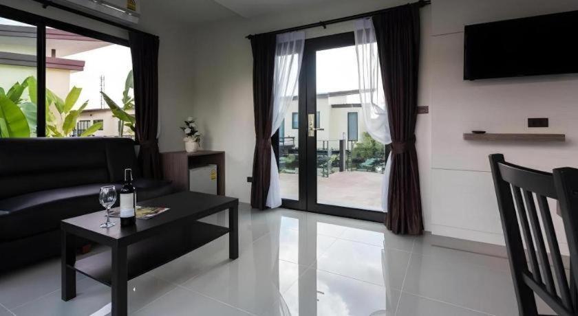 Bua Tara Resort Nong Prue Esterno foto